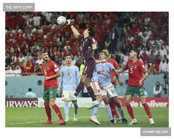 利雅得体育战平达马克 主队为前守门员扎伊德赛前默哀 利雅得体育战平达马克 主队为前守门员扎伊德赛前默哀